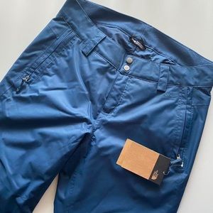 North Face Ski /Snowboard Pants - Size M Women's NEW